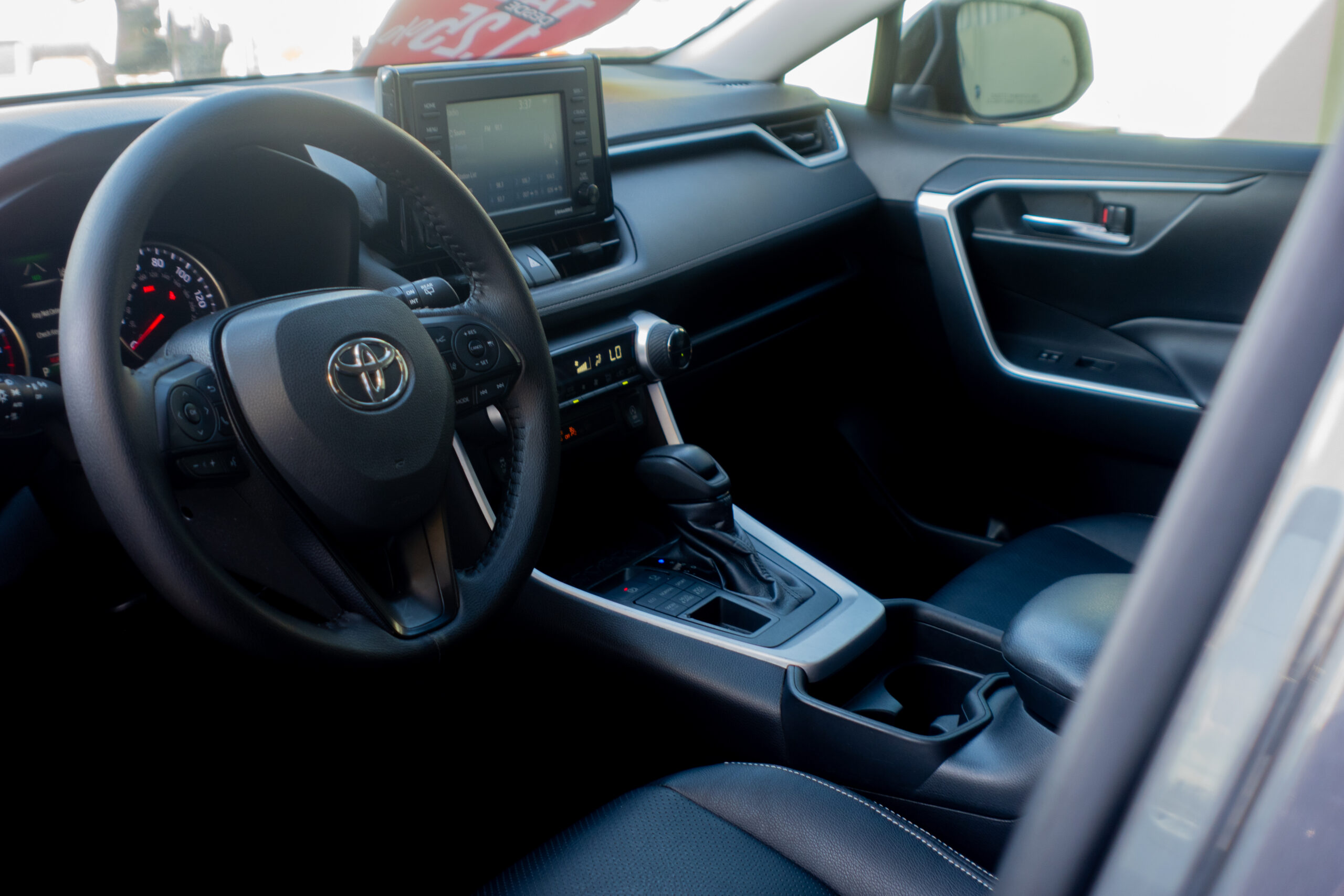 Toyota RAV4 XLE 2020