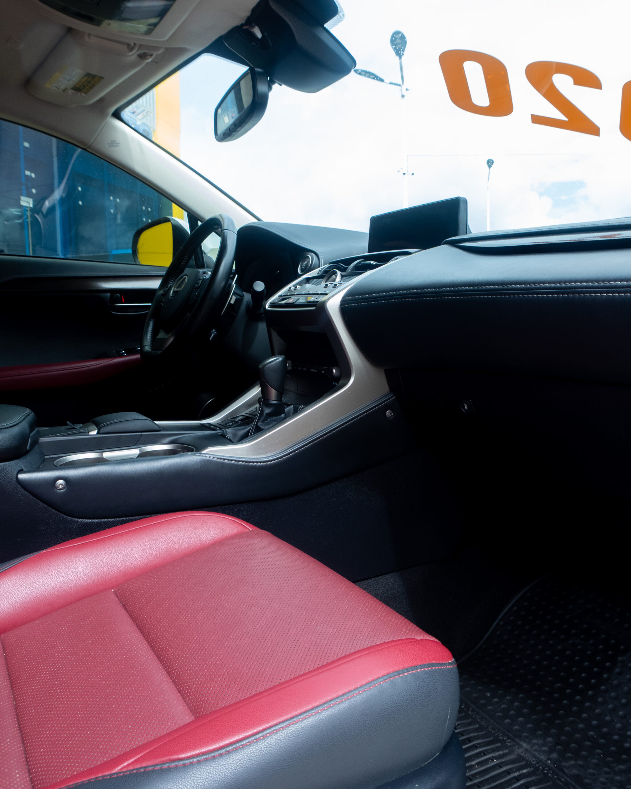 
								Lexus NX 300 2020 full									