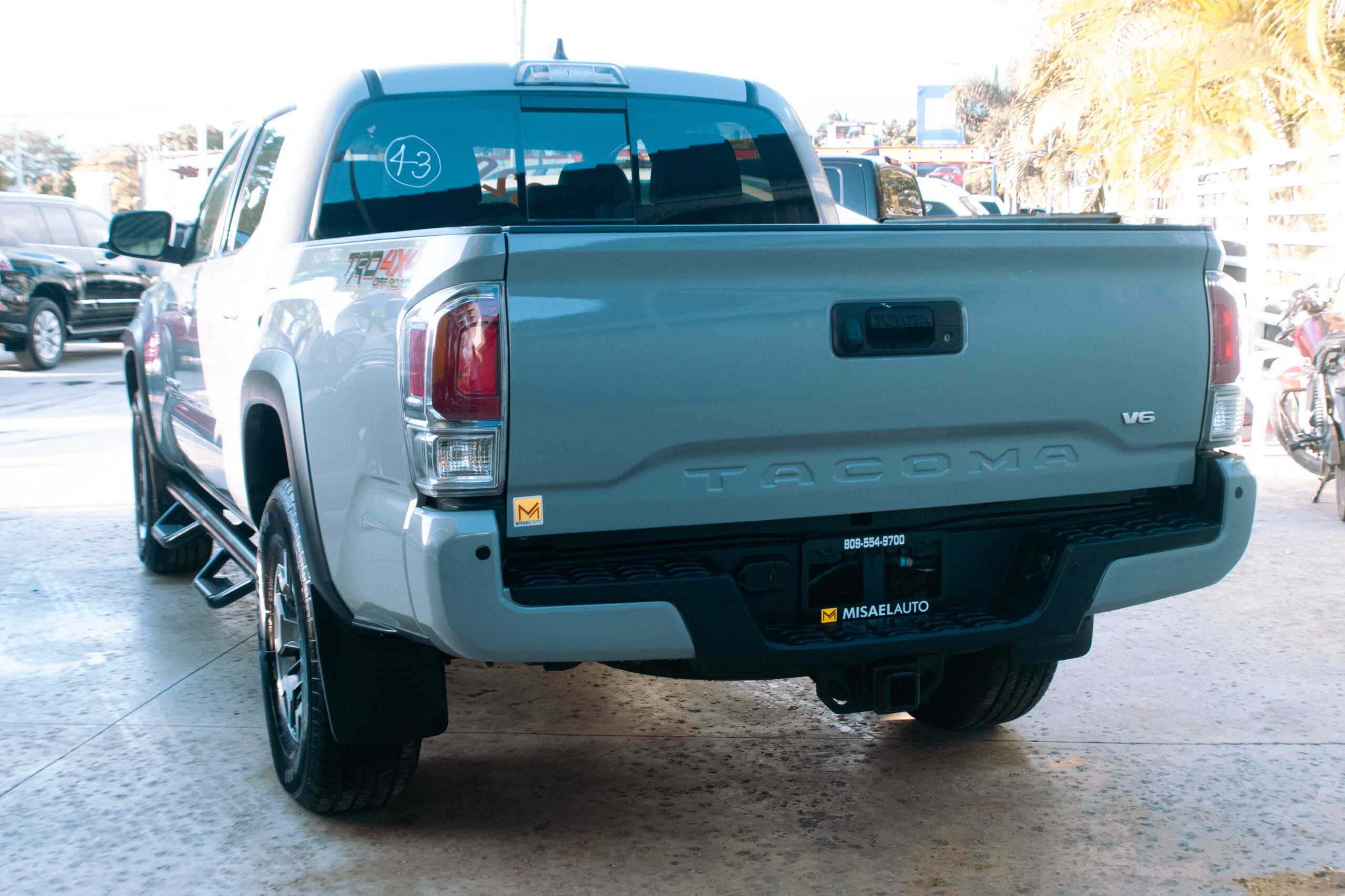 
								Toyota Tacoma TRD PRO 2020 full									