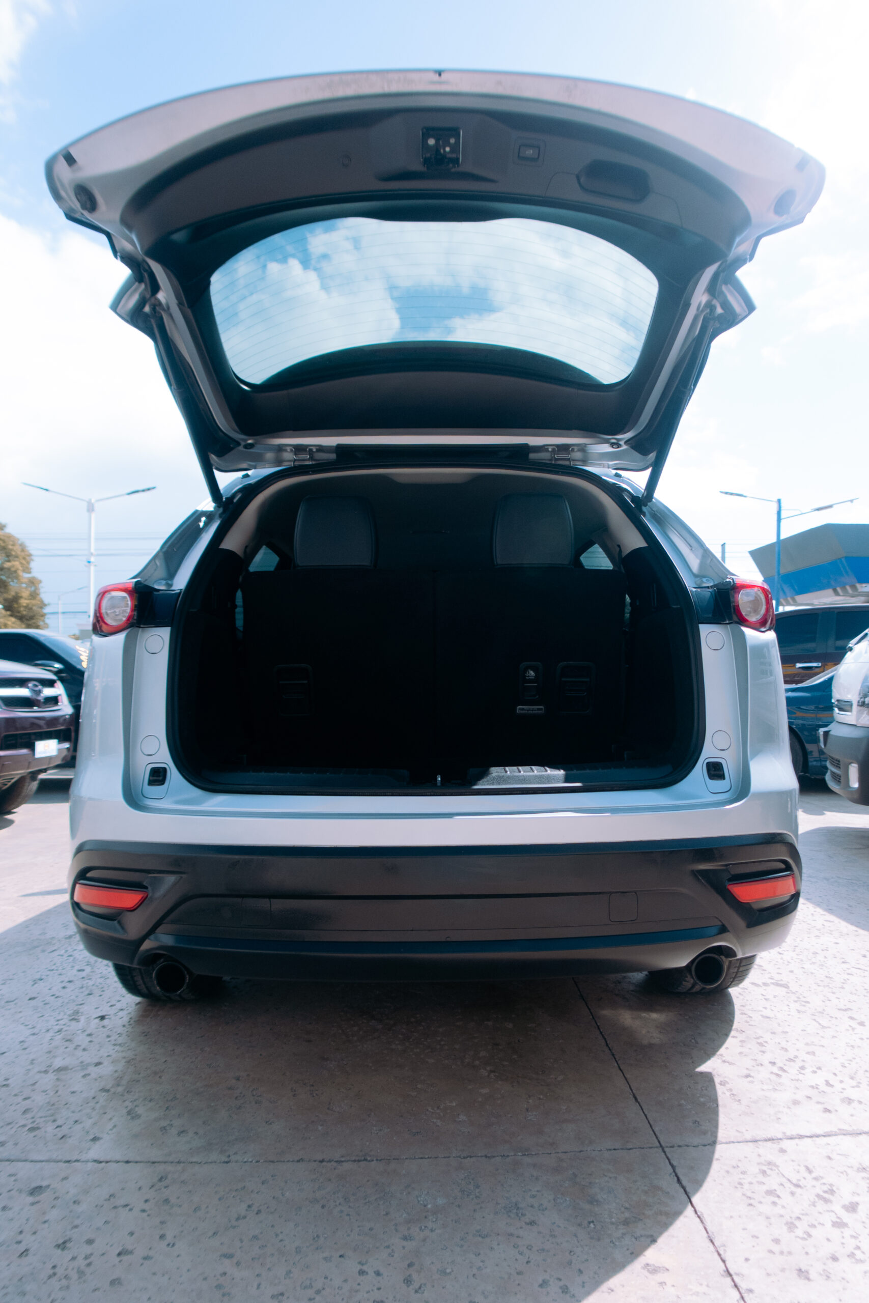 
								Mazda CX-9 2018 full									