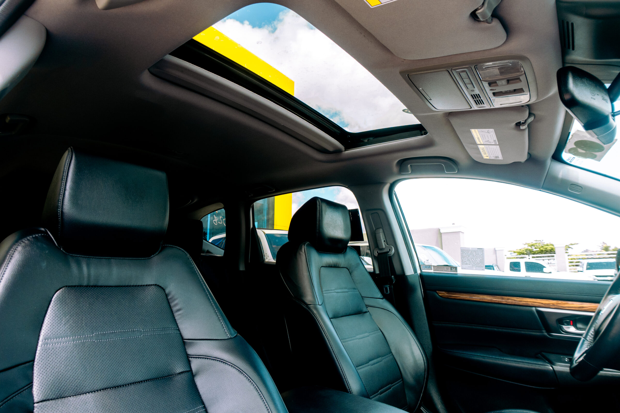 
								Honda CR-V 2019 full									