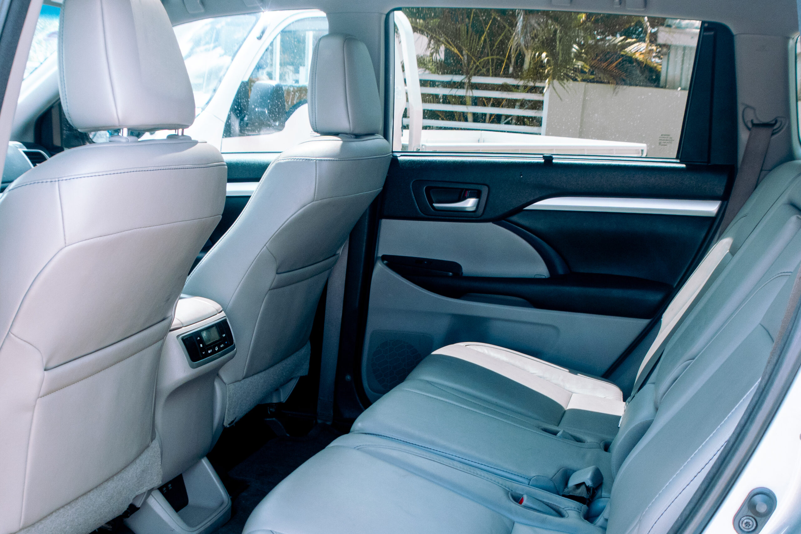 
								Toyota Highlander XLE 2018 full									