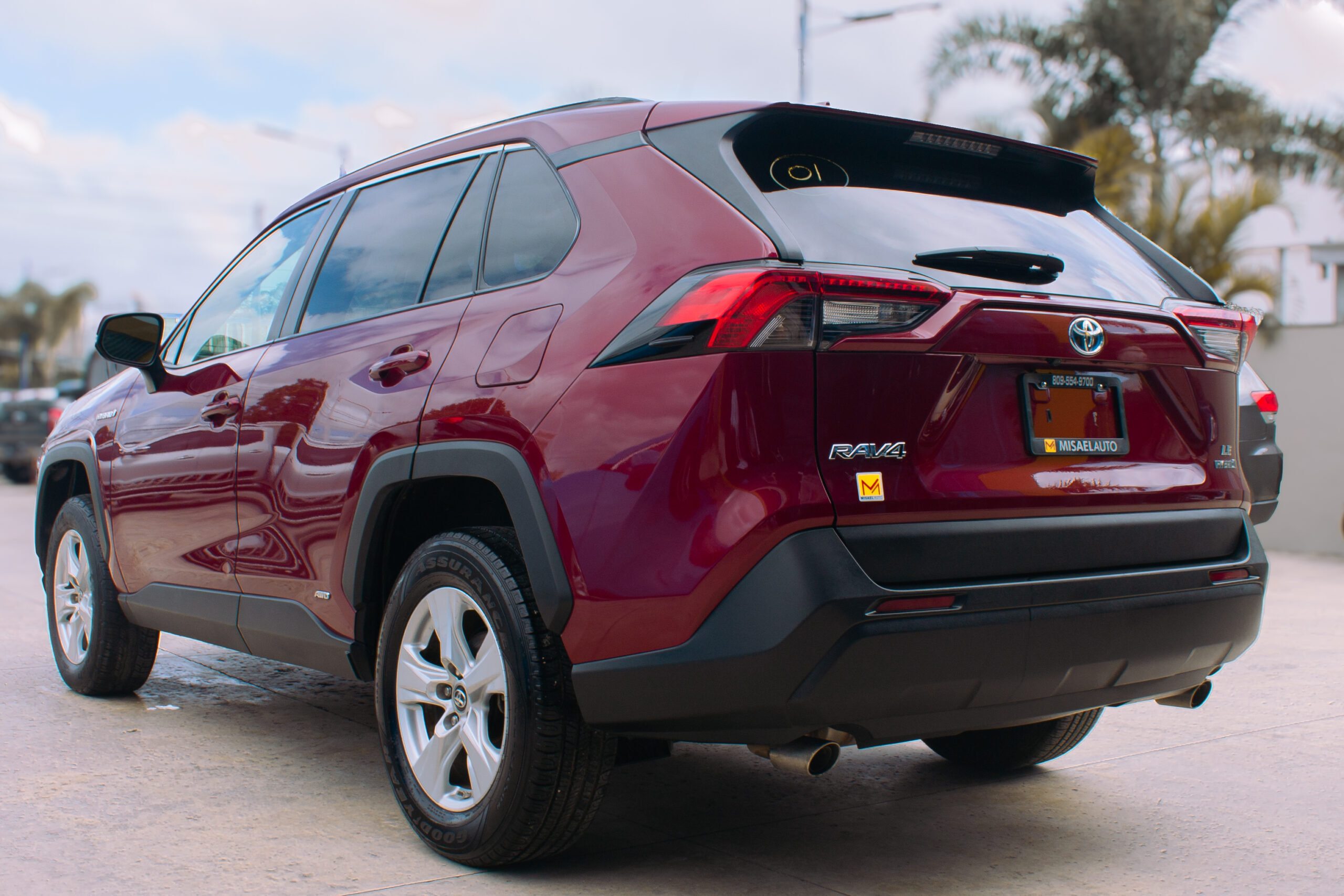 
								Toyota RAV4 Hibrid 2019 full									