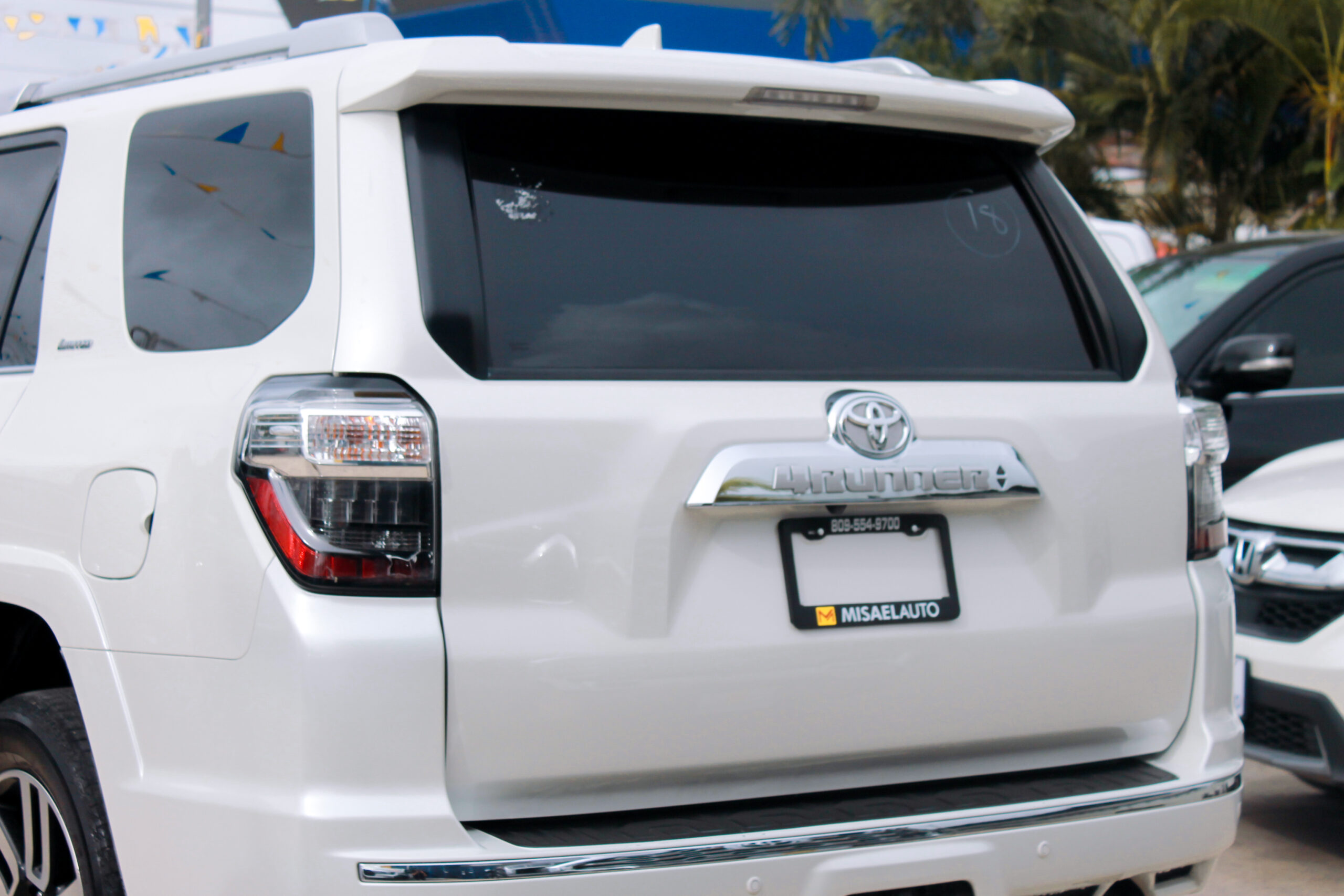 
								Toyota 4 Runner 2019 full									