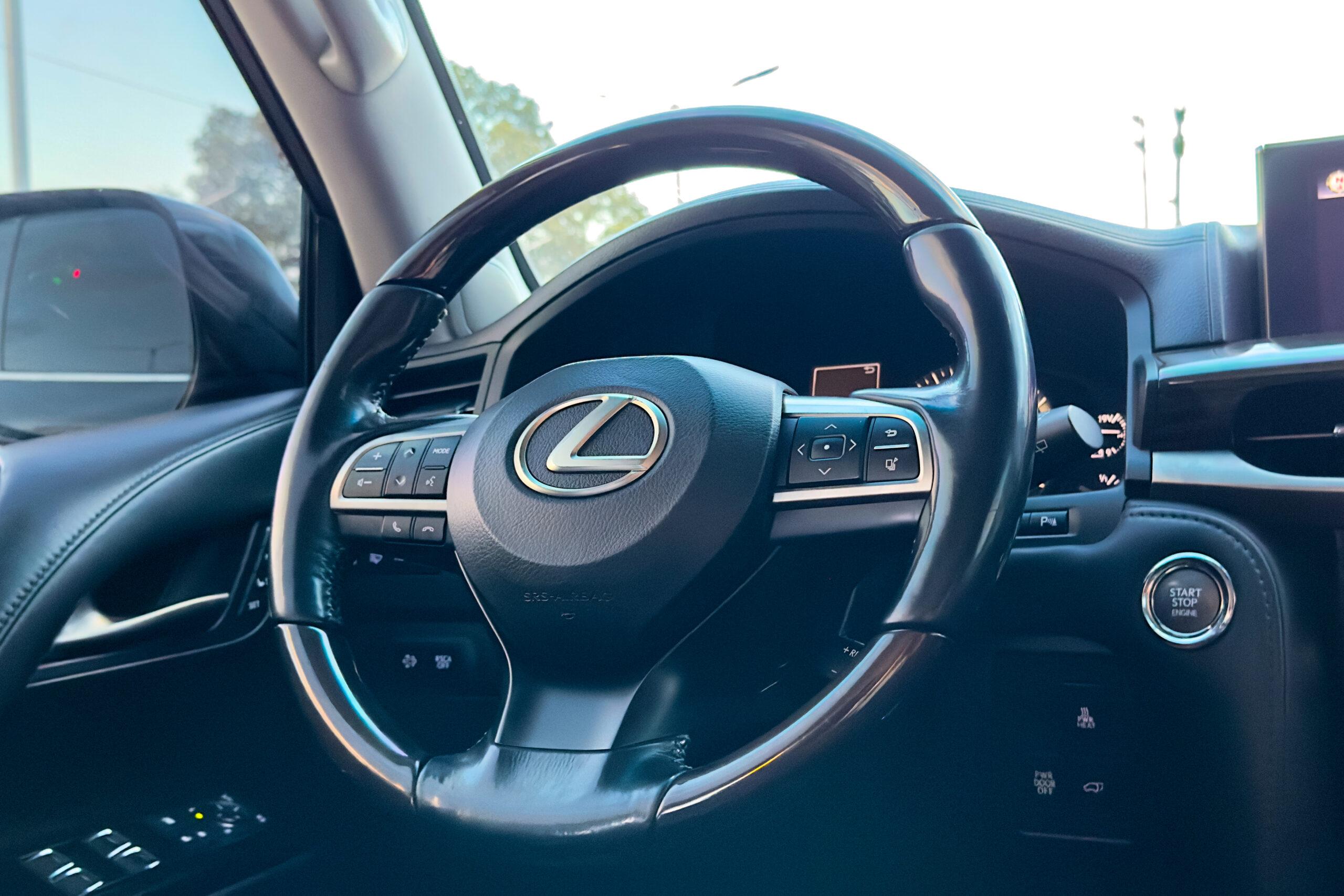 
								Lexus LX 450 2016 full									