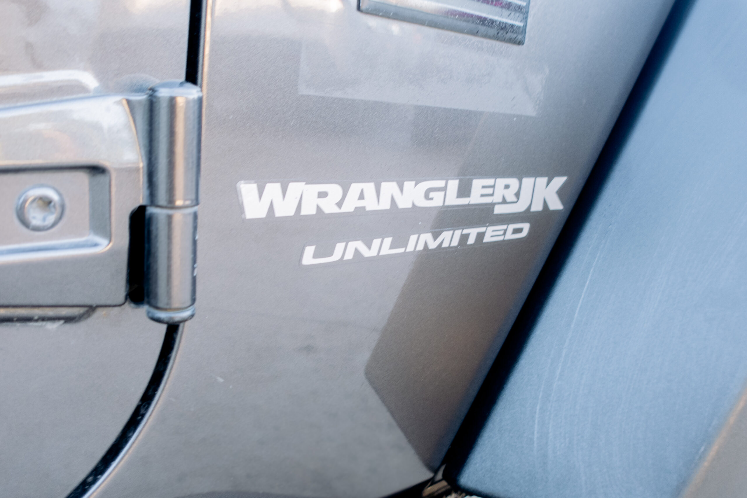 
								Jeep Wrangler Unlimited Sahara 2018 full									