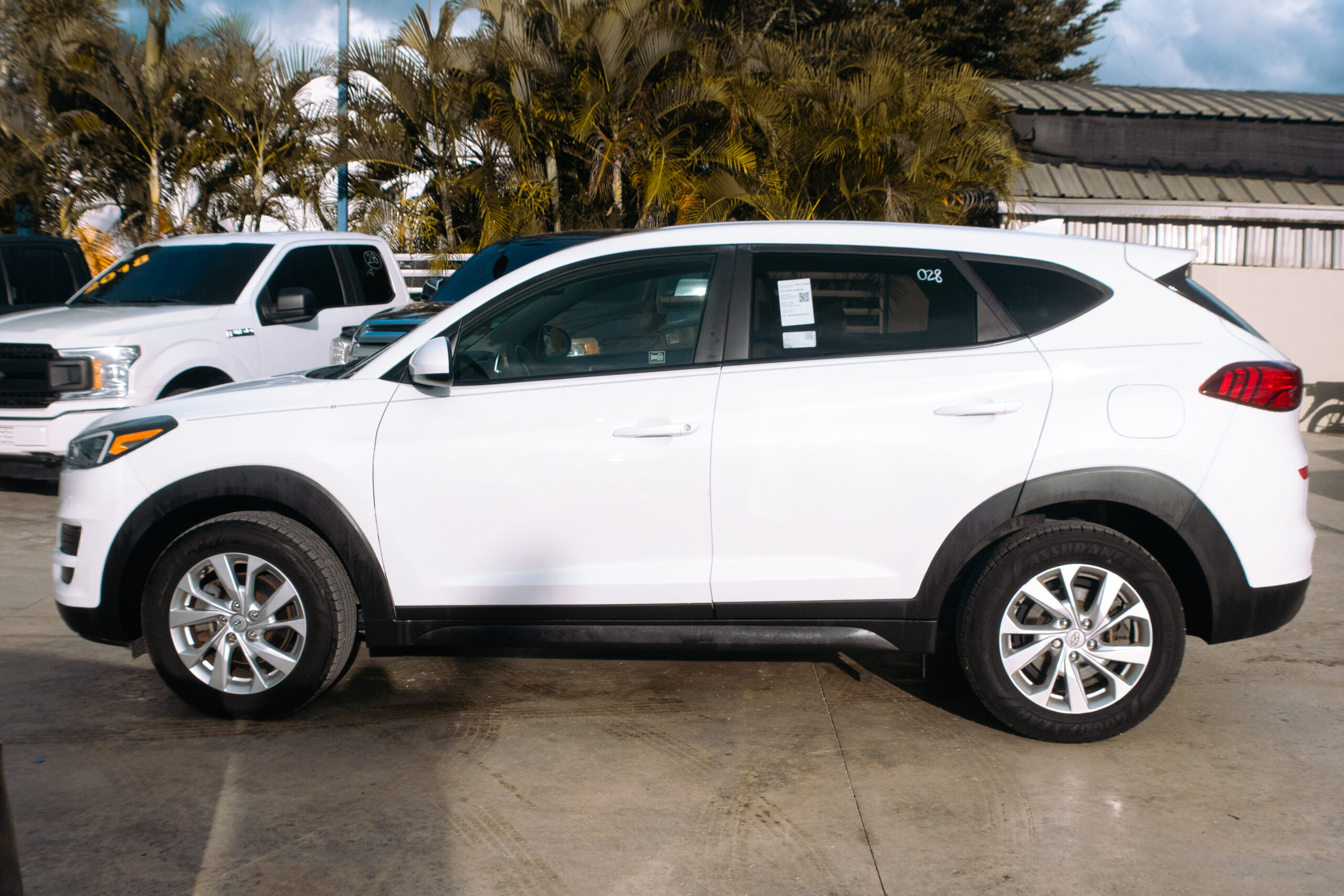 
								Hyundai Tucson 2019 full									