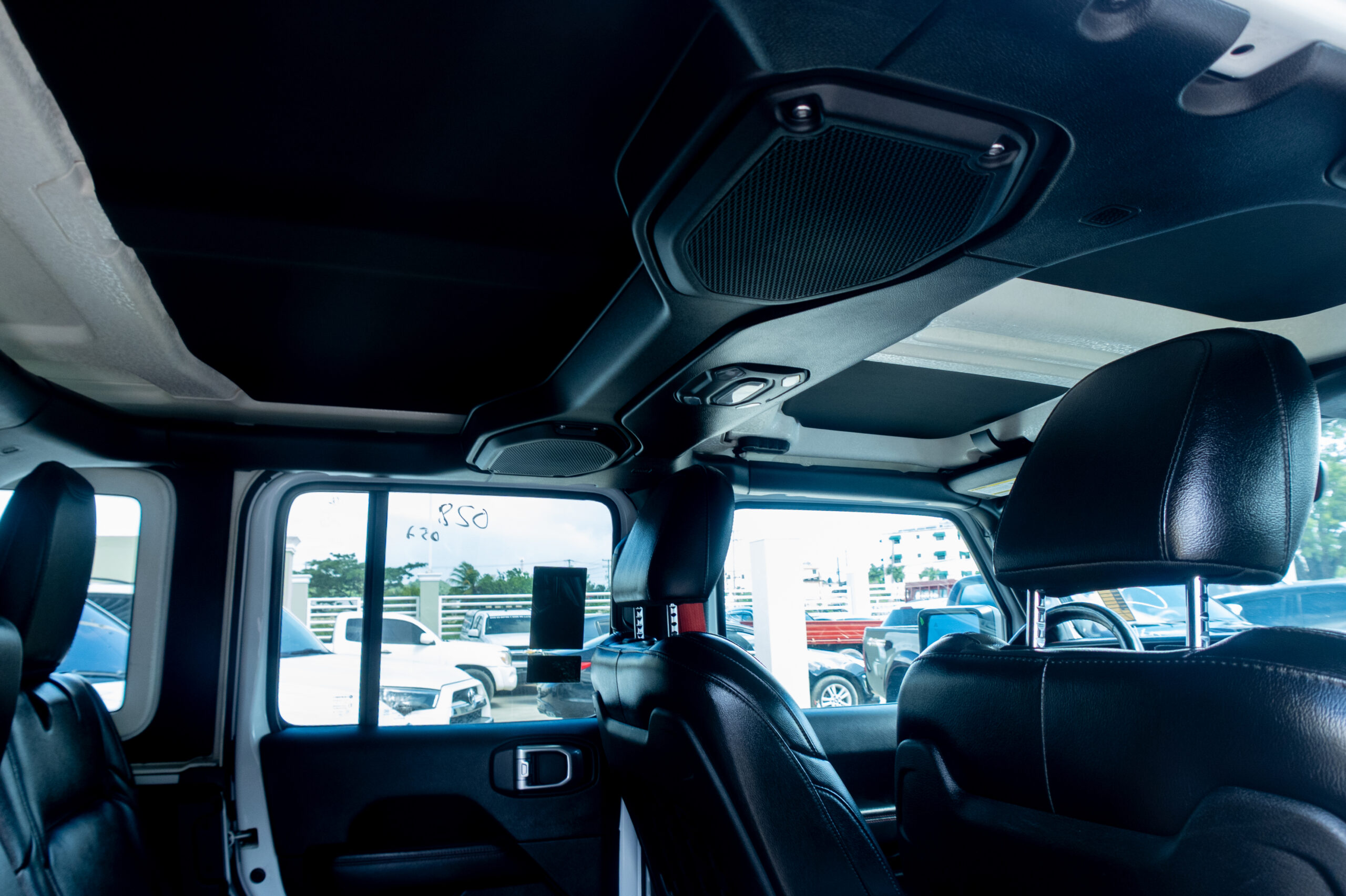 
								Jeep Wrangler Rubicon Unlimited JL 2020 full									