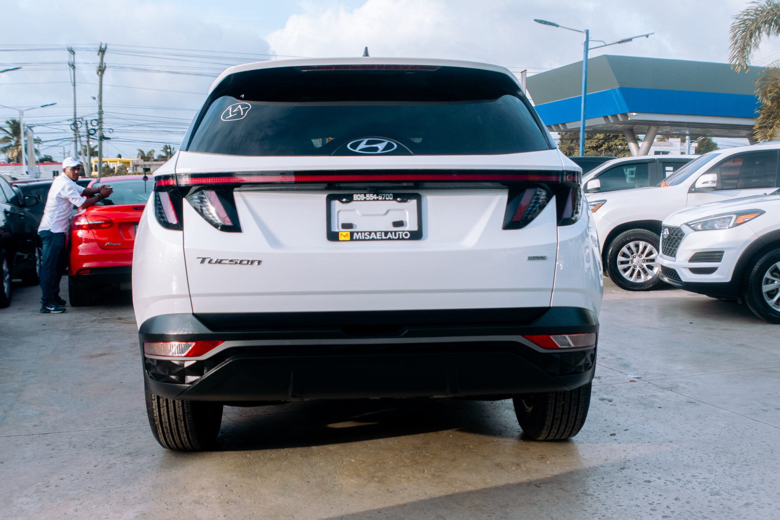 
								Hyundai Tucson 2023 full									