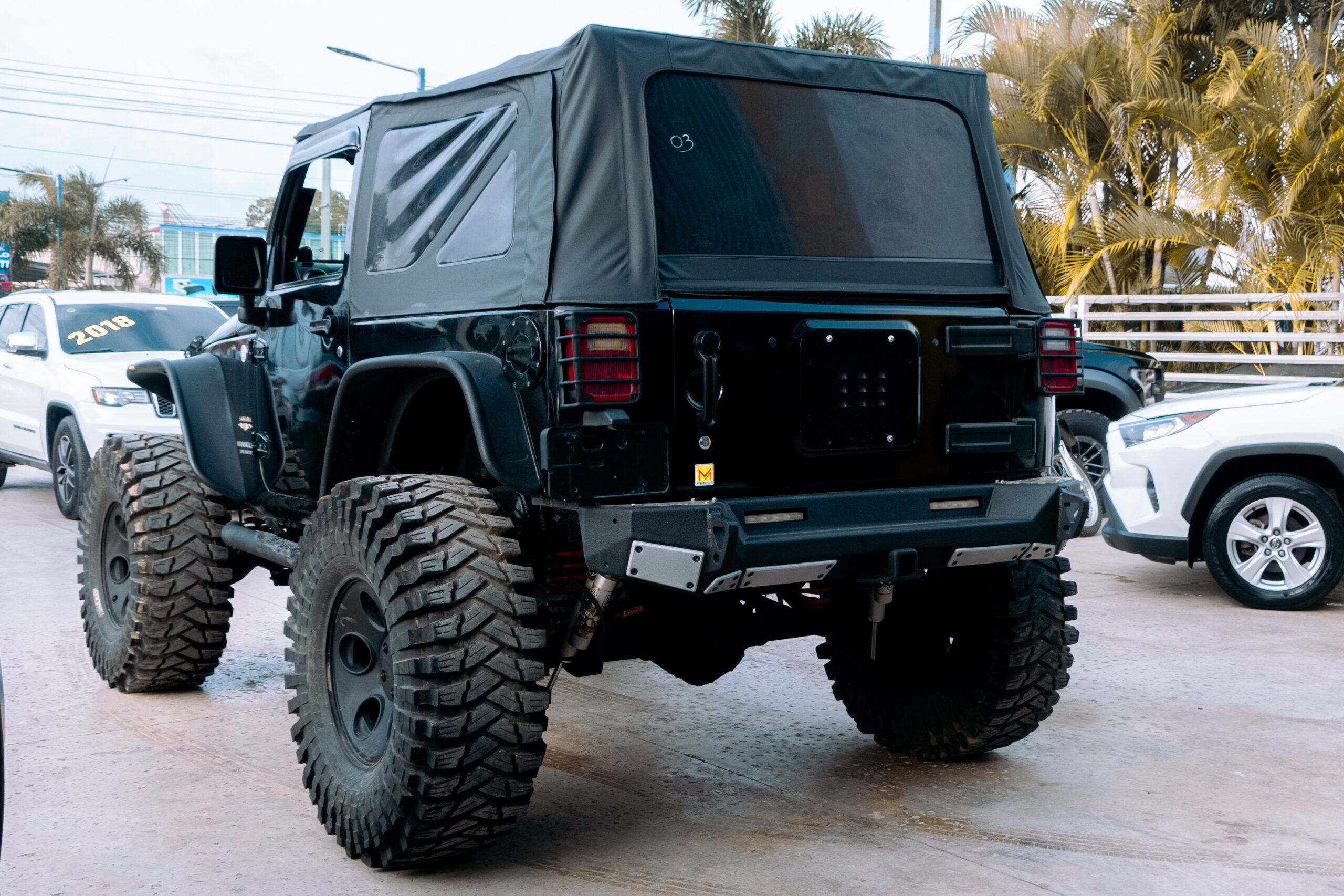 
								Jeep Wrangler Sahara Unlimited 2007 full									