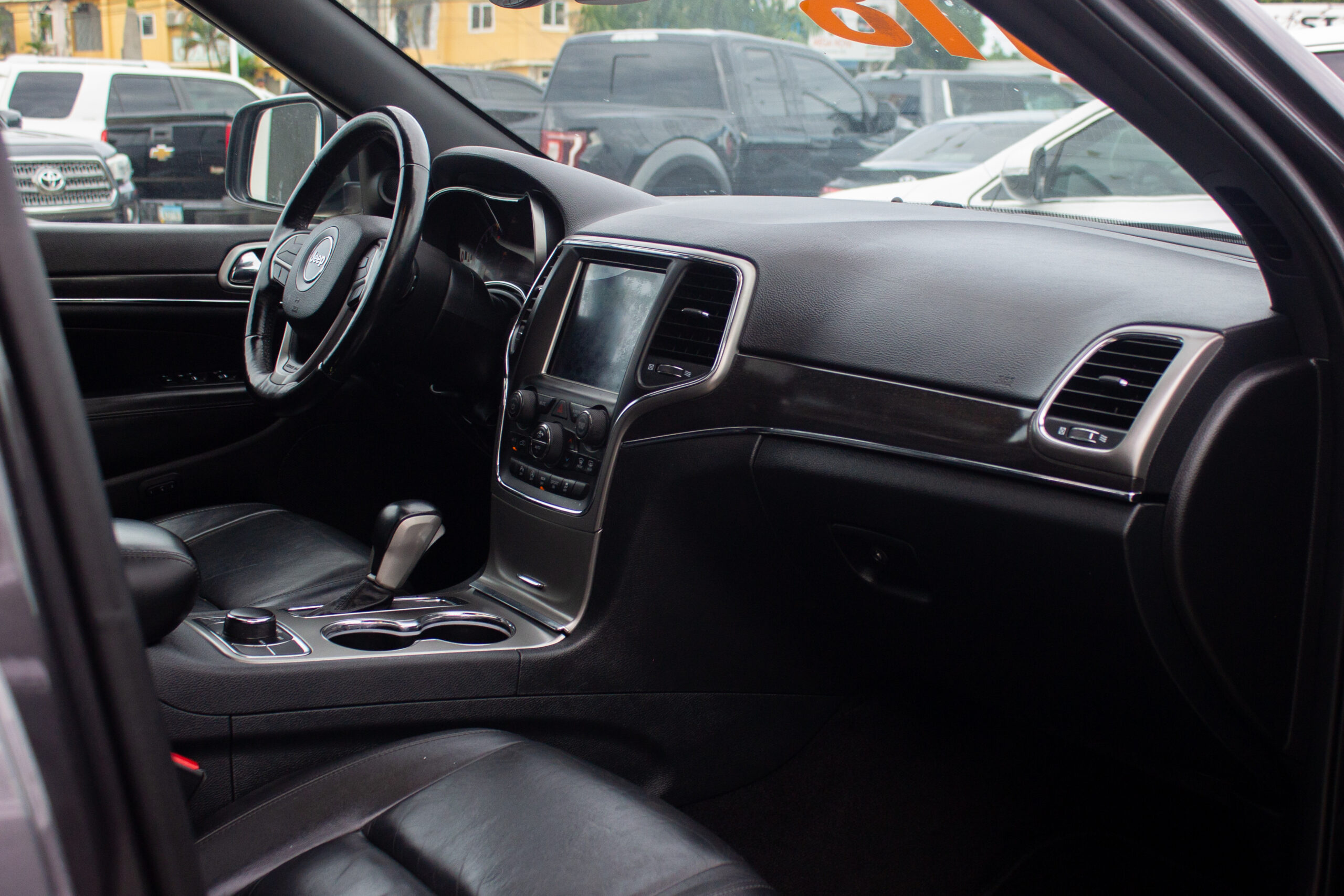 
								Jeep Grand Cherokee Limited 4×4 2018 full									