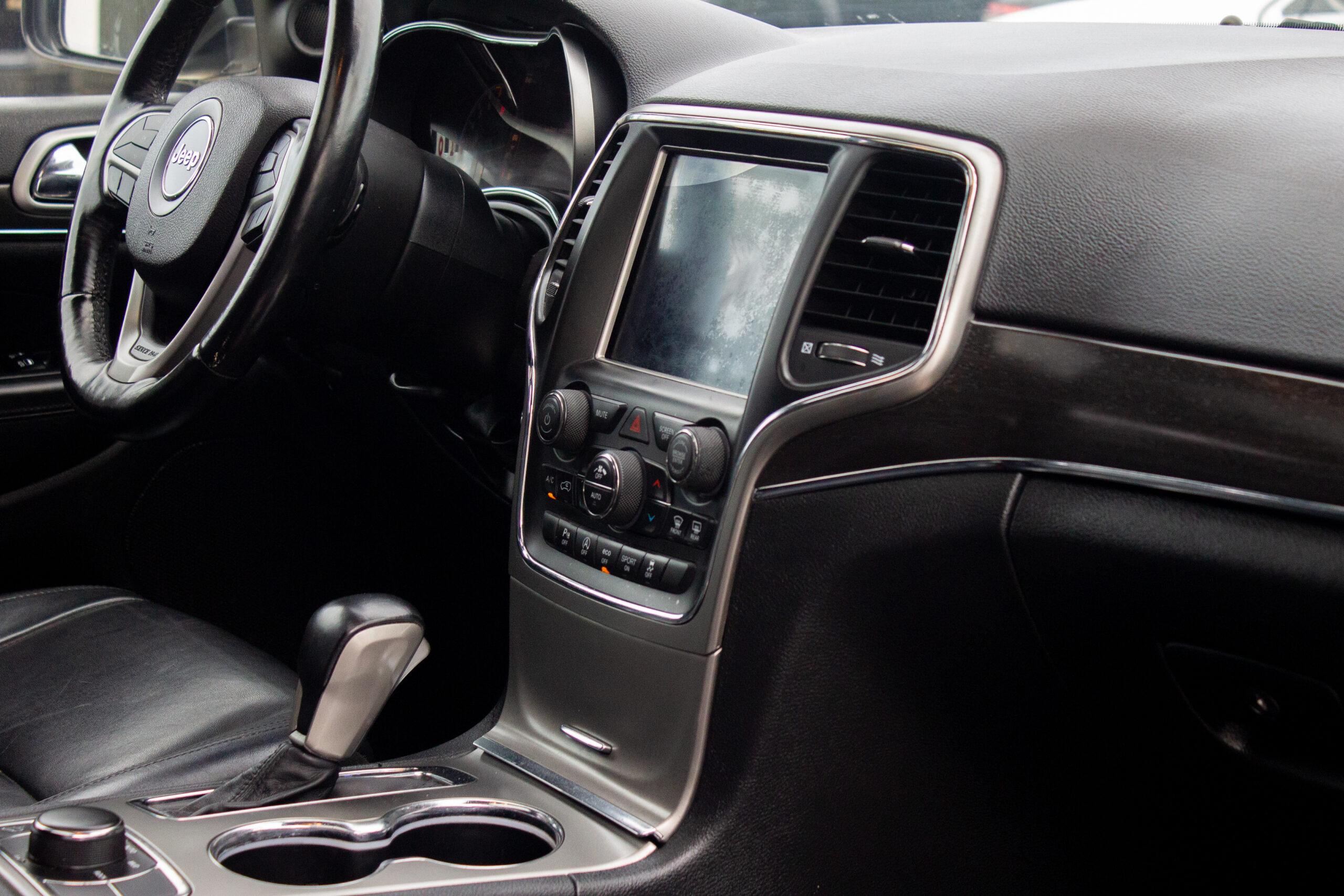 
								Jeep Grand Cherokee Limited 4×4 2018 full									